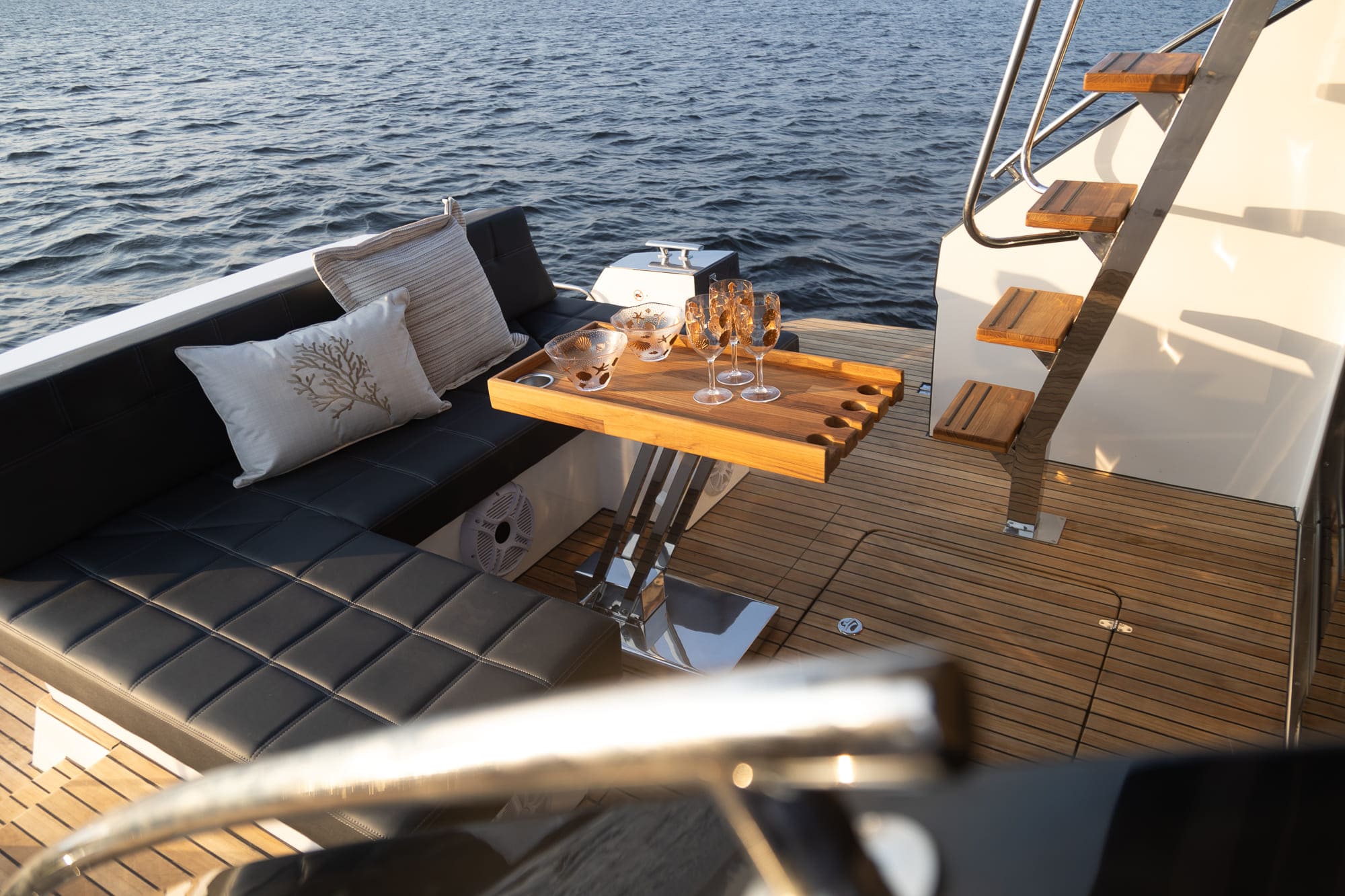 Três diferenciais de cada barco exposto da Solara Yachts no Rio Boat Show